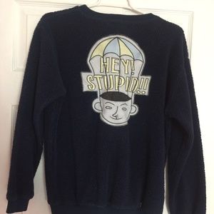 Dark blue long-sleeved sweater